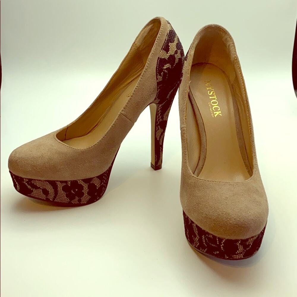 MyStock Faux Suede Platform Heels w Black Lace Detail Sz 7
